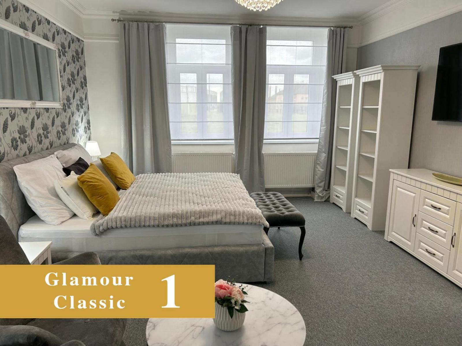 Efipa Glamour Apartments Пльзень Экстерьер фото