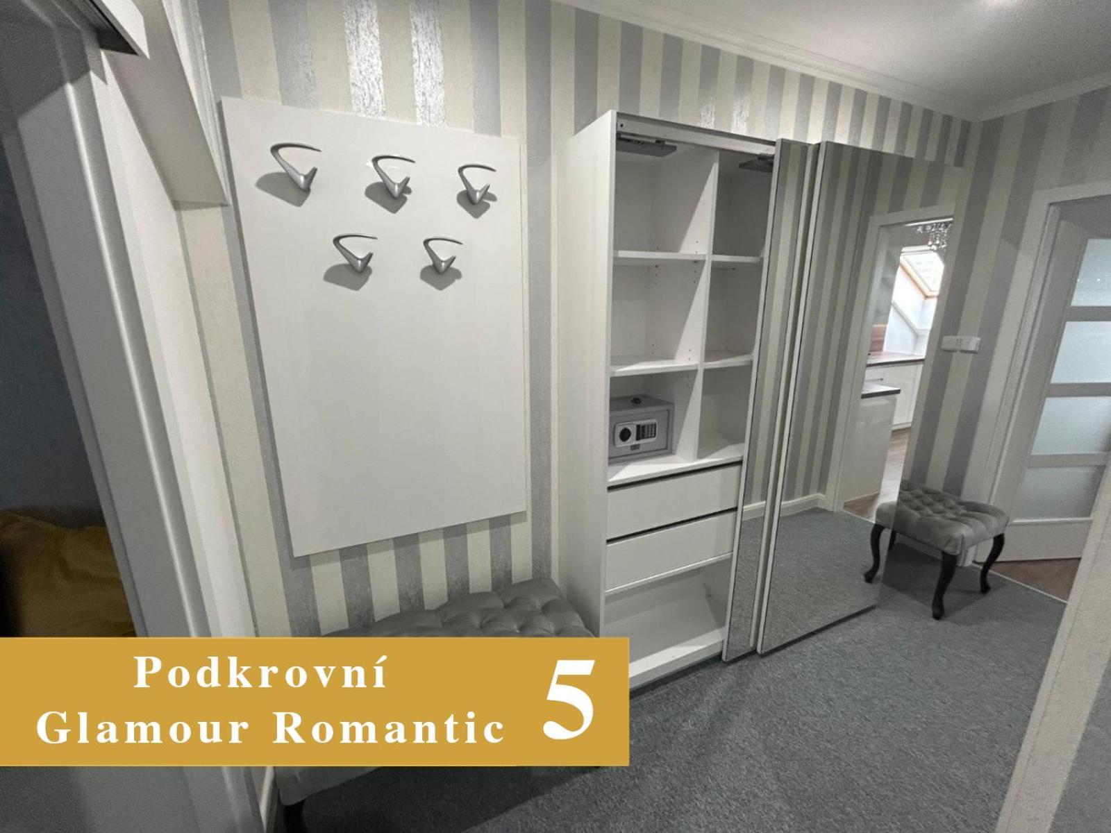 Efipa Glamour Apartments Пльзень Экстерьер фото