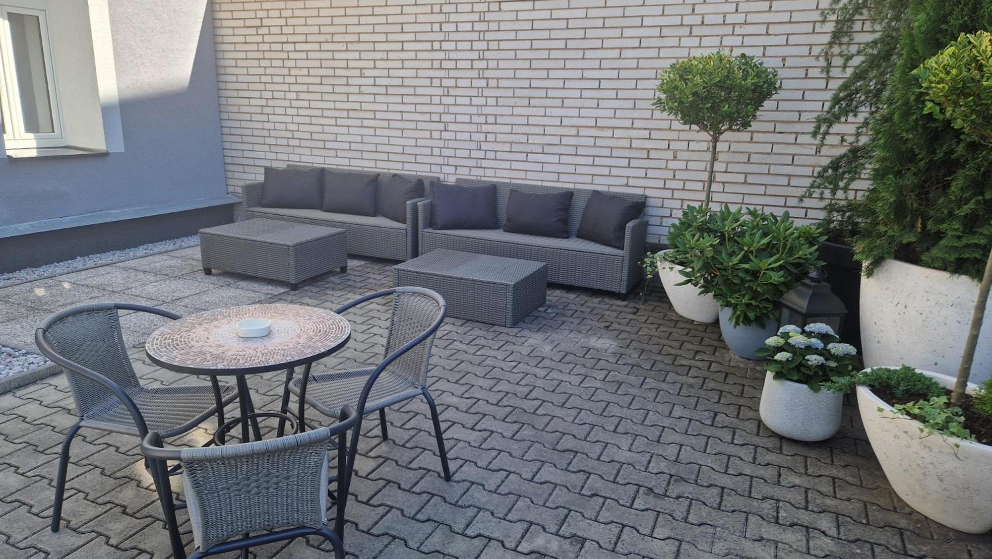 Efipa Glamour Apartments Пльзень Экстерьер фото