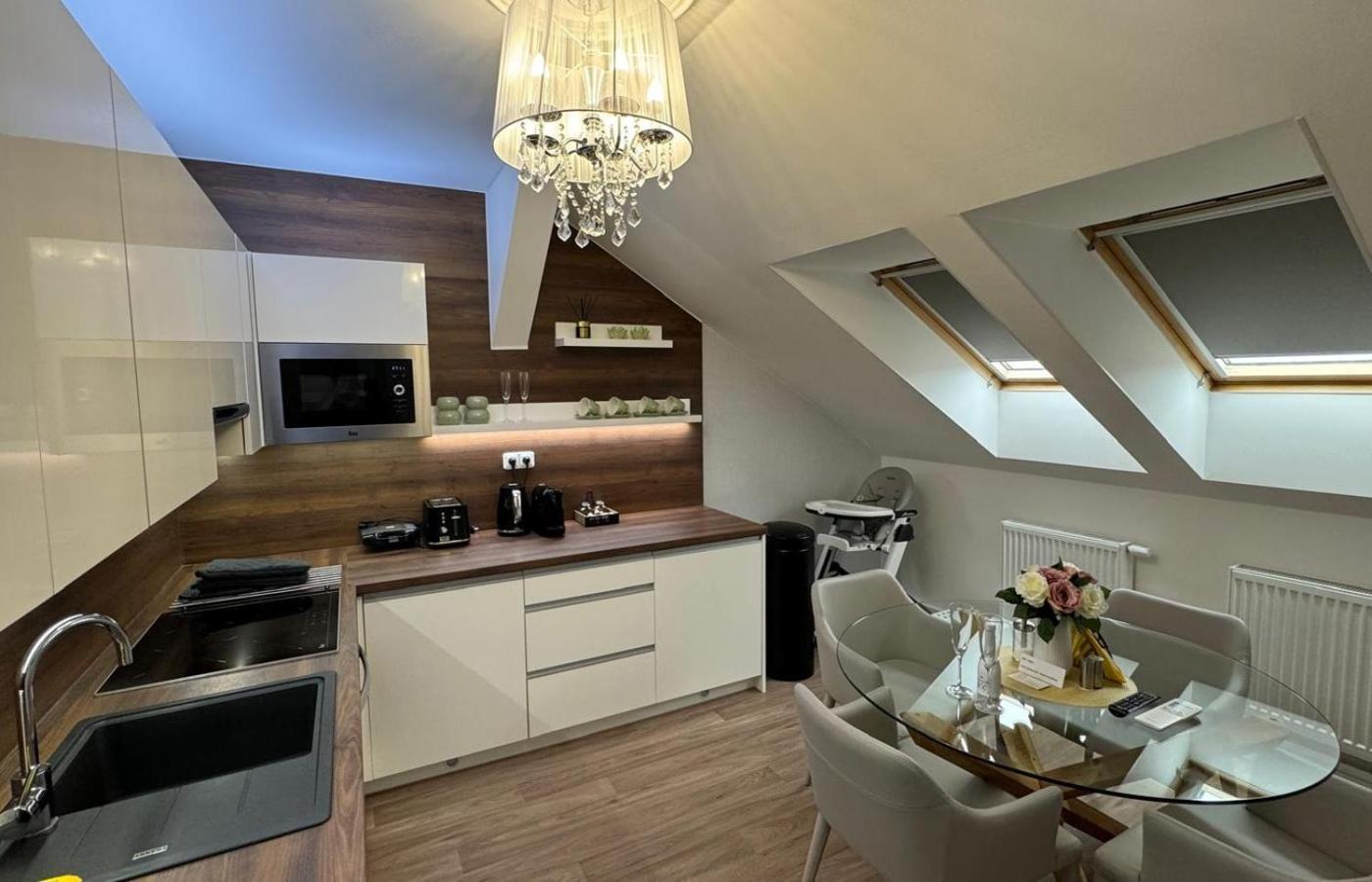 Efipa Glamour Apartments Пльзень Экстерьер фото